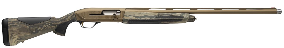 Browning Maxus II Wicked Wing 12 Gauge shotgun with 26-inch barrel and Realtree Legacy finish