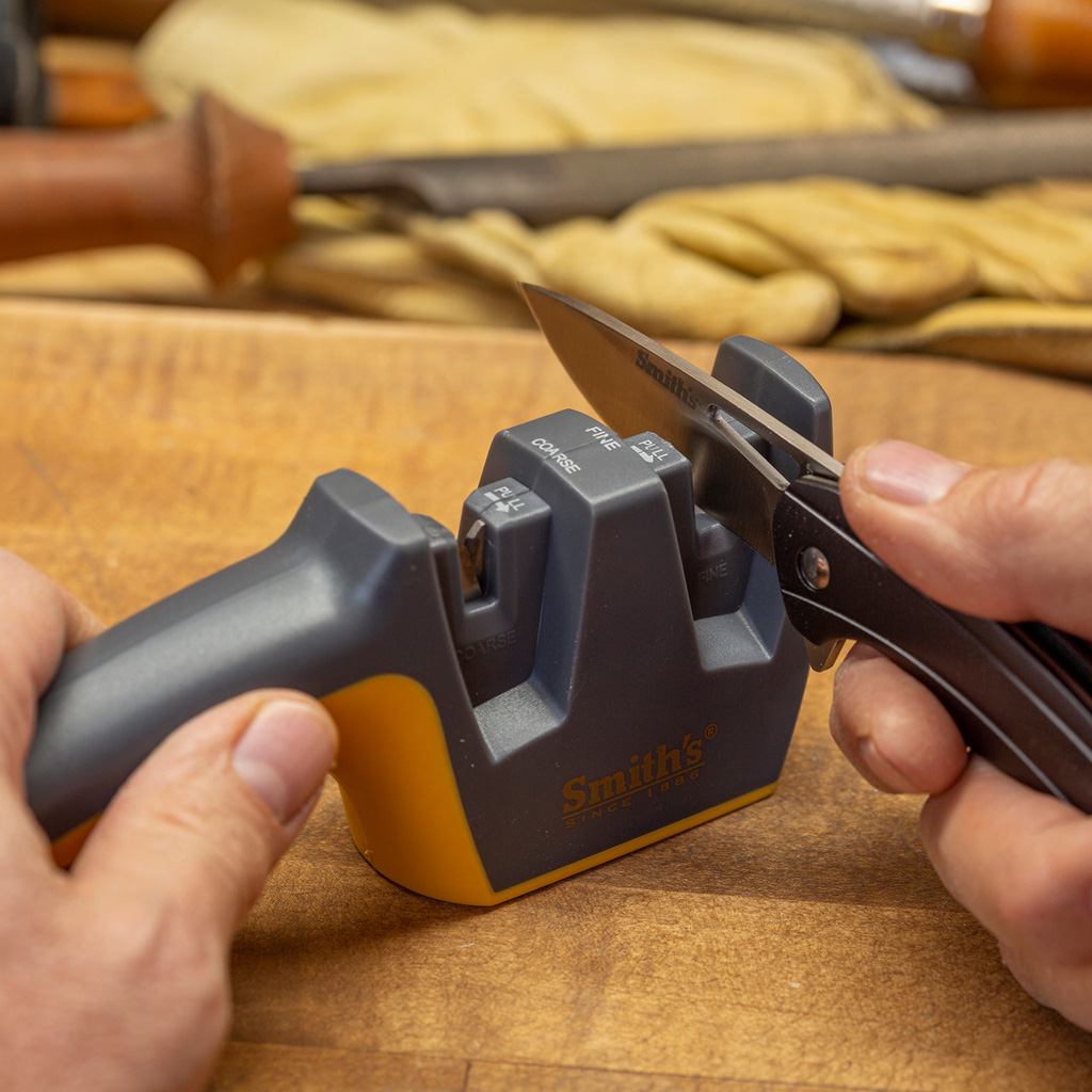 Smiths Pull-Thru Knife Sharpener