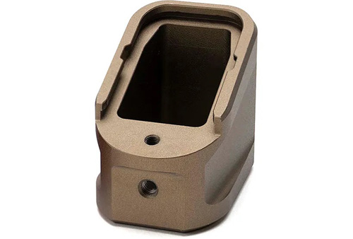ALUMINUM EXTENDED MAGAZINE PLATE - FDE, GLOCK G17 (9MM) / G22 (.40 CAL)
