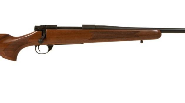 HOWA M1500 300WIN BL/WD 24" TB