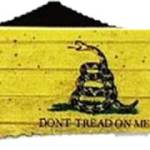 TPL SMALL DONT TREAD ON ME TNT